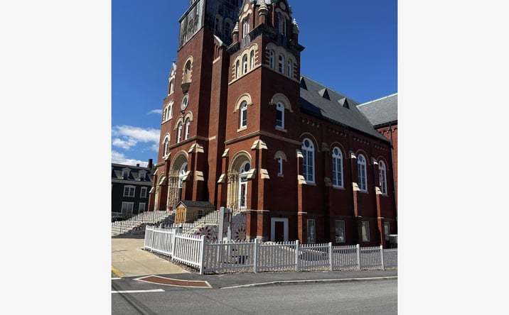 Pictures of Office property located at 75 Bacon St, Biddeford, ME 04005 for lease - image #1