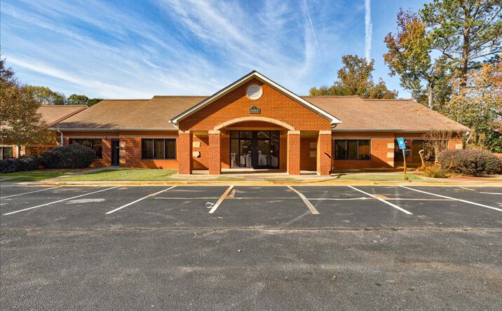 Pictures of Office property located at 1745 Pennsylvania Ave, McDonough, GA 30253 for lease - image #1