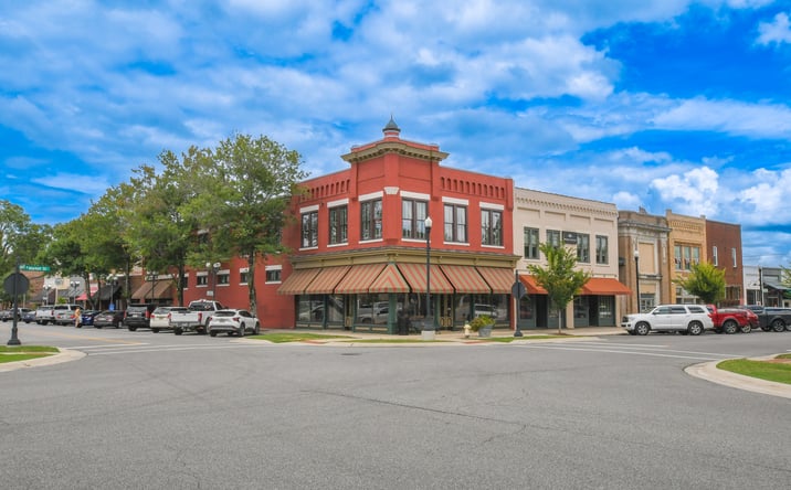 Pictures of Office property located at 122 Market St W, Athens, AL 35611 for lease - image #1