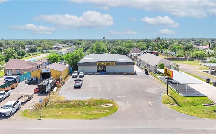 Pictures of Office, Retail property located at 622 Alton Boulevard, Alton, TX 78573 for lease - image #1