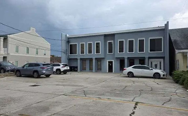 Pictures of Office property located at 1939 Hickory Ave., Harahan, LA 70123 for lease - image #1