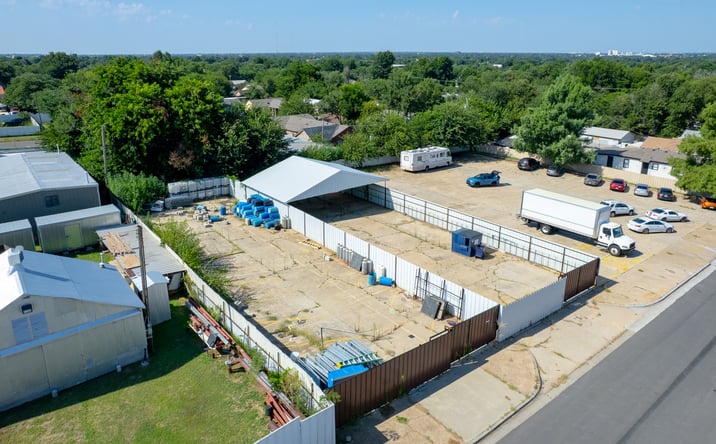 Pictures of Land property located at 832 SE 30th St, Oklahoma City, OK 73129 for lease - image #1