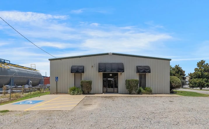 Pictures of Office, Industrial property located at 231 Tubing Rd, Broussard, LA 70518 for lease - image #1