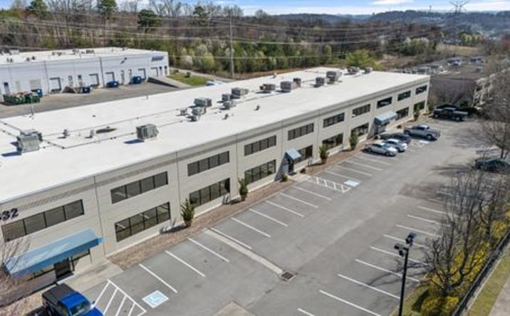 Pictures of Office property located at 1832 Midpark Rd, Knoxville, TN 37921 for lease - image #1