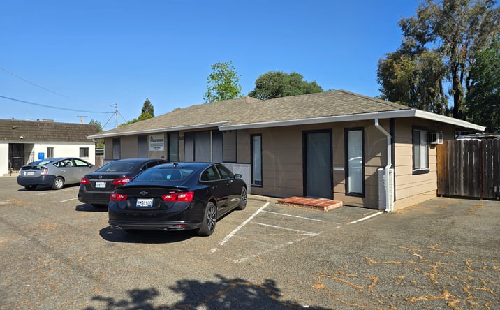 Pictures of Office property located at 3117 El Camino Ave, Sacramento, CA 95821 for lease - image #1