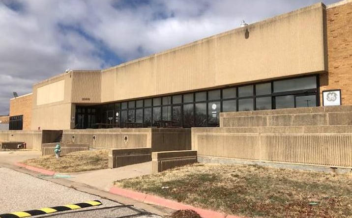 Pictures of Industrial property located at 2000 Liquitex Ln, Winfield, KS 67156 for lease - image #1