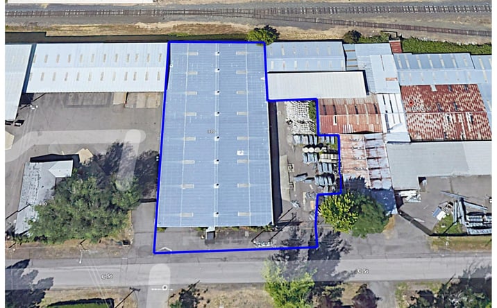 Pictures of Industrial property located at 304 C St, Phoenix, OR 97535 for lease - image #1