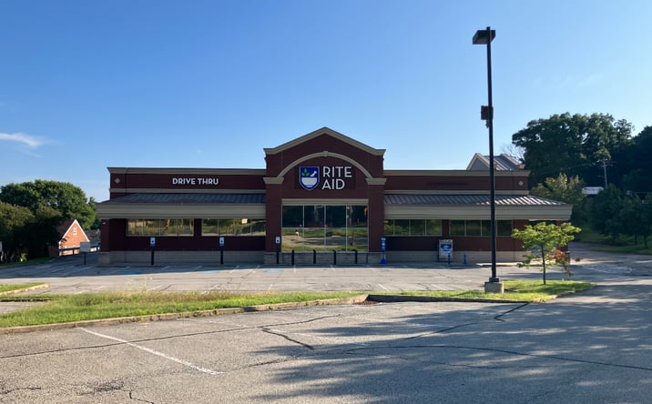 Pictures of Retail property located at 3200 Oregon Dr, Lower Burrell, PA 15068 for lease - image #1