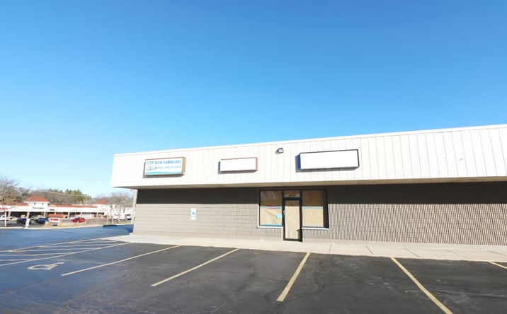 Pictures of Retail, Office, Special Purpose property located at 287 Peterson Rd, Libertyville, IL 60048 for lease - image #1