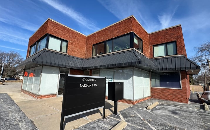 Pictures of Retail property located at 505 S La Grange Road, La Grange, IL 60525 for lease - image #1