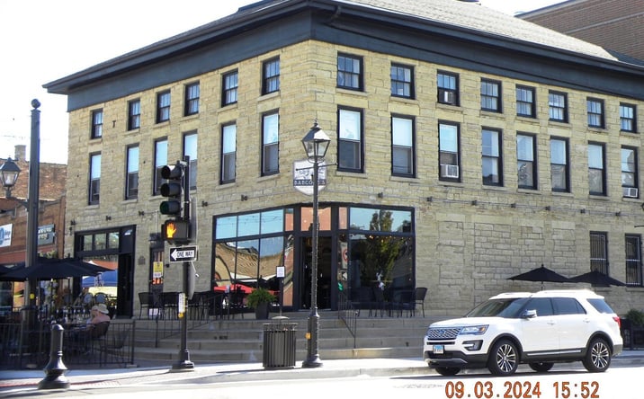 Pictures of Office property located at 2 S Park Avenue, Lombard, IL 60148 for lease - image #1