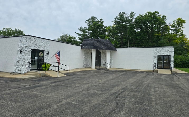 Pictures of Office, Retail property located at 28662 W Northwest Highway, Lake Barrington, IL 60010 for lease - image #1