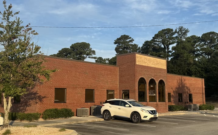 Pictures of Office property located at 3311 Burnt Mill Dr, Wilmington, NC 28403 for lease - image #1