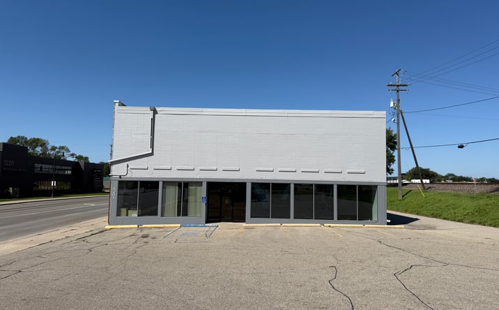 Pictures of Retail property located at 1201 Main Ave, Fargo, ND 58103 for lease - image #1