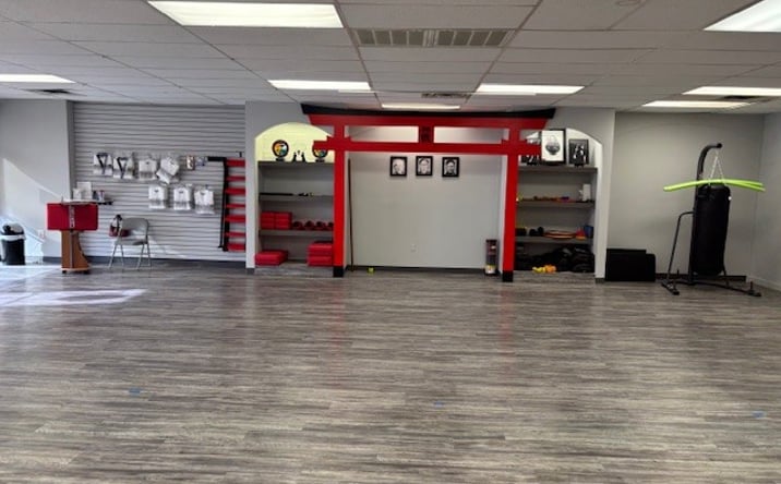 Pictures of Retail, Office property located at 3747 S Harvard Ave, Tulsa, OK 74135 for lease - image #1