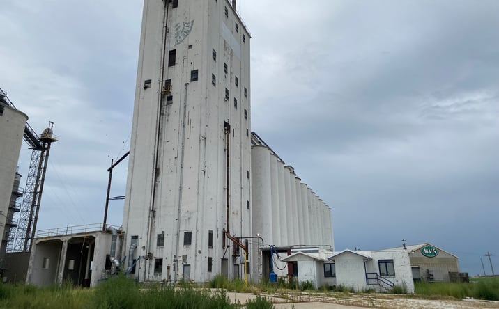 Pictures of Special Purpose property located at 1400 Division Street, Sioux City, IA 51105 for lease - image #1