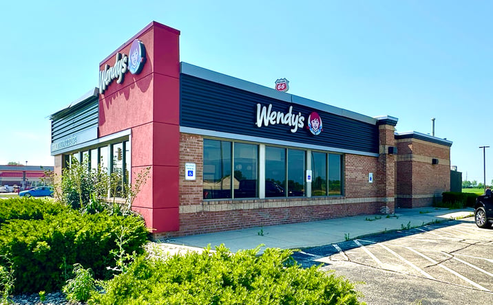 Pictures of Restaurant property located at 1209 Broadway Ave E, Mattoon, IL 61938 for lease - image #1