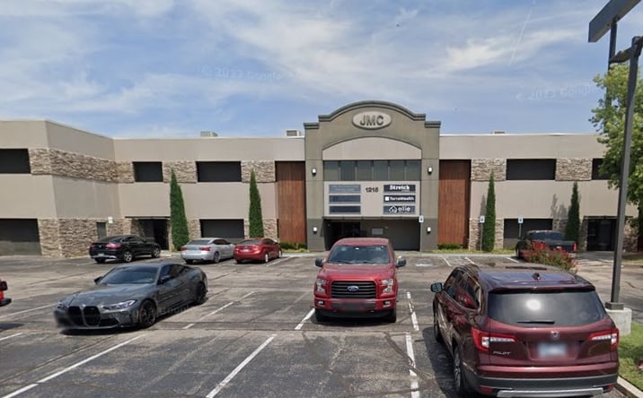 Pictures of Office property located at 1215 Crossroads Blvd, Norman, OK 73072 for lease - image #1