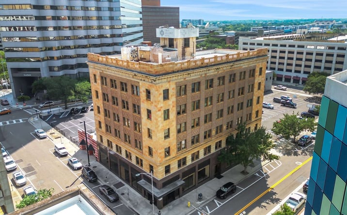 Pictures of Retail, Office property located at 300 W Adams St, Jacksonville, FL 32202 for lease - image #1
