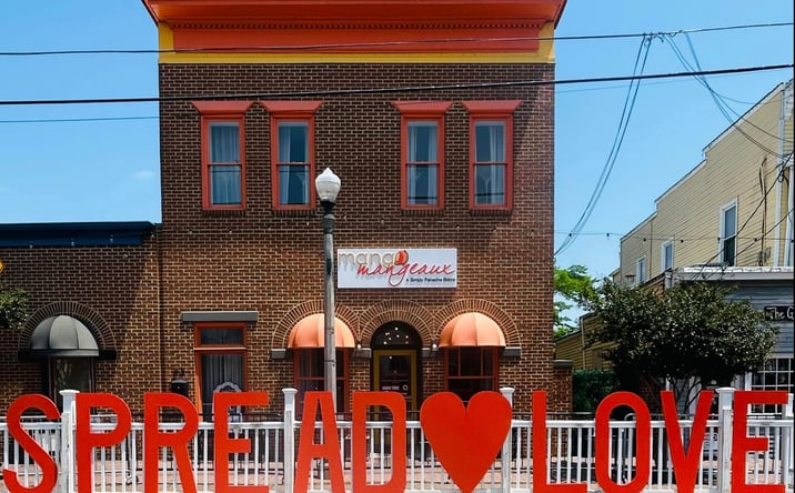 Pictures of Retail property located at 33 E Mellen St, Hampton, VA 23663 for lease - image #1
