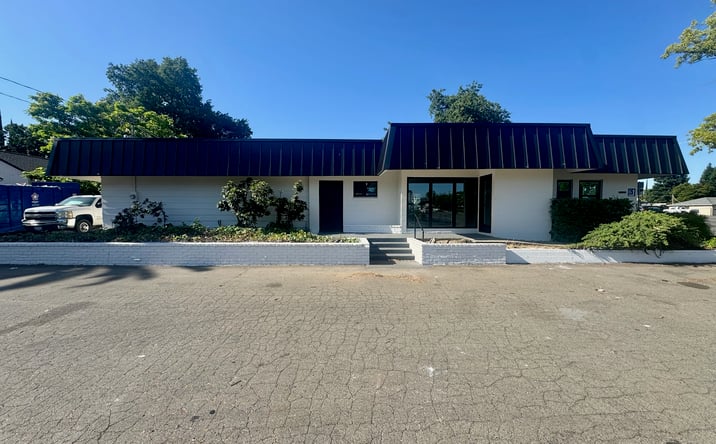 Pictures of Retail, Office, Restaurant property located at 5900 Wedgewood Ave, Carmichael, CA 95608 for lease - image #1
