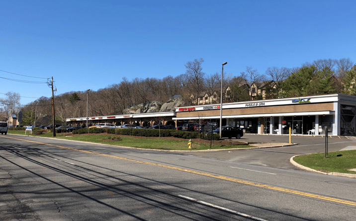 Pictures of Retail property located at 365 Central Park Ave, Scarsdale, NY 10583 for lease - image #1
