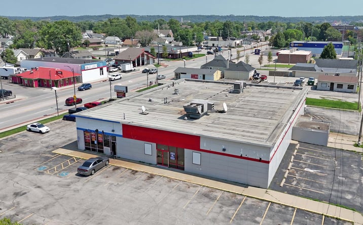 Pictures of Retail property located at 2729 W Broadway, Council Bluffs, IA 51501 for lease - image #1