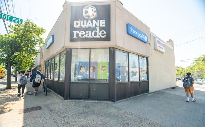 Pictures of Retail property located at 1296-1340 Broadway, Hewlett, NY 11557 for lease - image #1