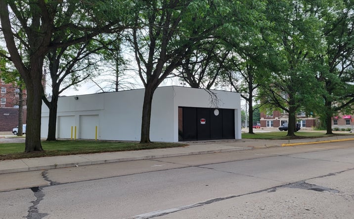 Pictures of Special Purpose, Industrial property located at 228 W Marion St, Elkhart, IN 46516 for lease - image #1