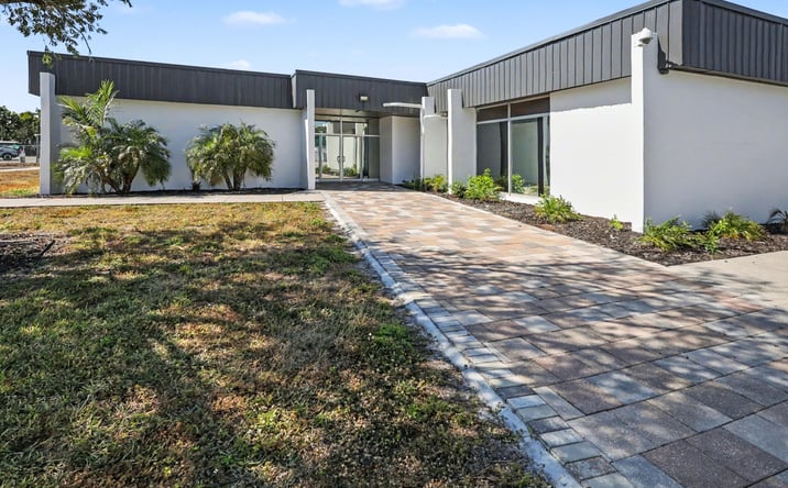 Pictures of Office property located at 1288 N Tamiami Trl, North Fort Myers, FL 33903 for lease - image #1