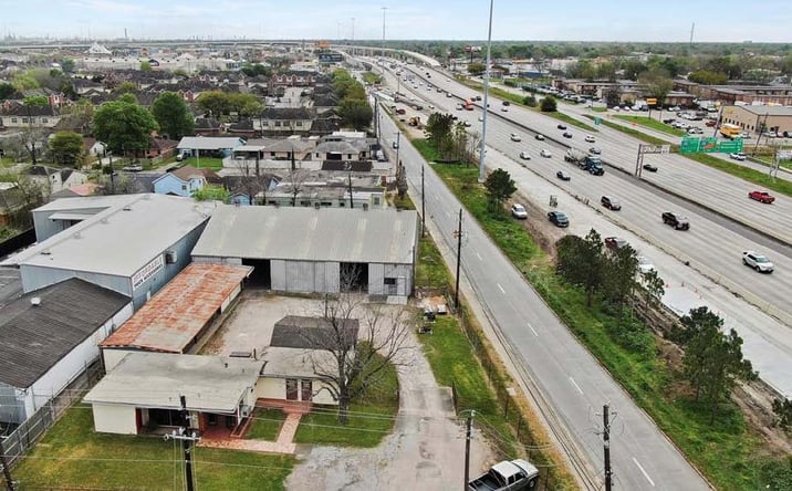Pictures of Industrial property located at 3115 Golfcrest Blvd, Houston, TX 77087 for lease - image #1