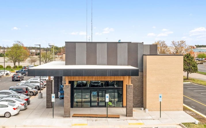 Pictures of Retail, Restaurant property located at 1315 Huguenot Road, Midlothian, VA 23113 for lease - image #1