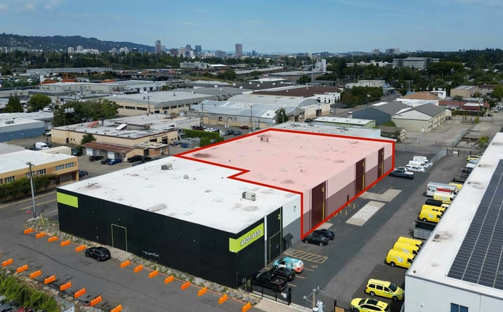 Pictures of Industrial property located at 4920 SE 26th Ave, Portland, OR 97202 for lease - image #1
