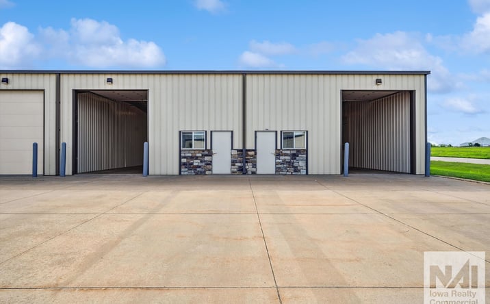 Pictures of Industrial property located at 4151 3rd Ave, Marion, IA 52302 for lease - image #1
