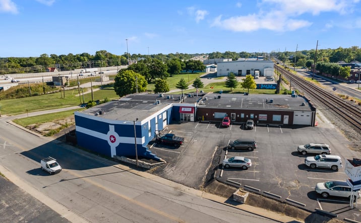 Pictures of Industrial property located at 1417 Commerce Ave, Indianapolis, IN 46201 for lease - image #1