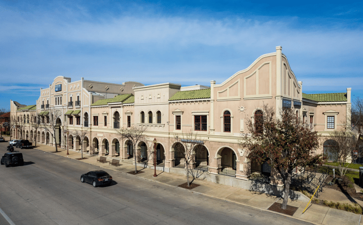 Pictures of Retail, Office property located at 1500 N Main St, Fort Worth, TX 76164 for lease - image #1