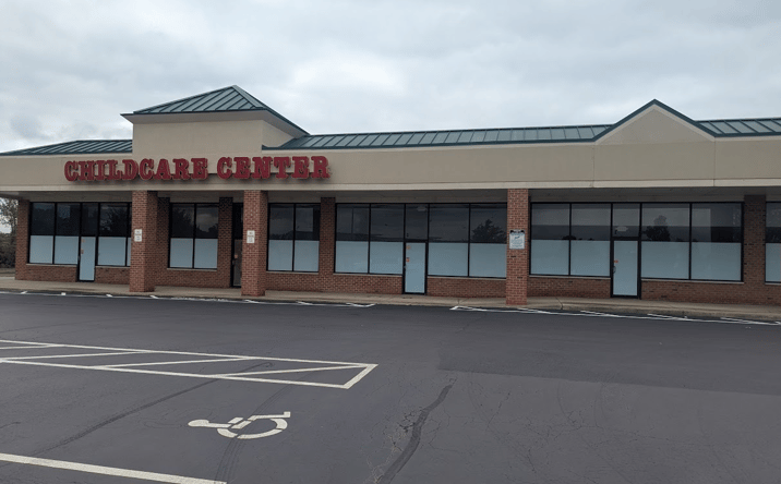 Pictures of Retail property located at 2301 Dayton Germantown Pike, Germantown, OH 45327 for lease - image #1