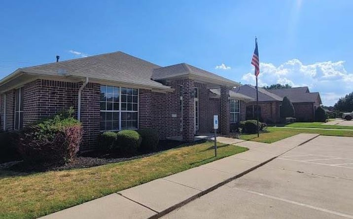 Pictures of Office property located at 4005 Gateway Dr, Colleyville, TX 76034 for lease - image #1