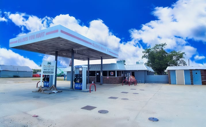 Pictures of Restaurant, Special Purpose property located at 1301 N Cashua Dr, Florence, SC 29501 for lease - image #1