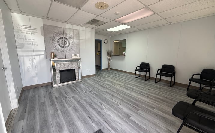 Pictures of Retail, Office property located at 4521 S Staples St, Corpus Christi, TX 78411 for lease - image #1