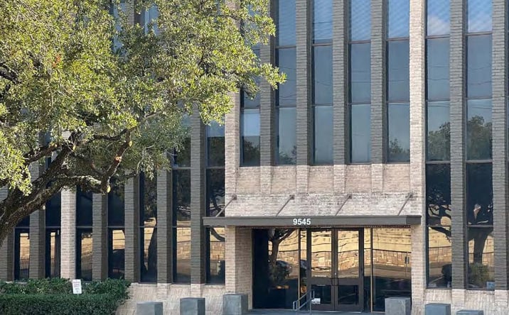 Pictures of Office property located at 9545 Katy Fwy, Houston, TX 77024 for lease - image #1