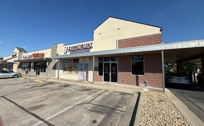 Pictures of Retail, Restaurant property located at 2408 Clear Creek Rd, Killeen, TX 76549 for lease - image #1