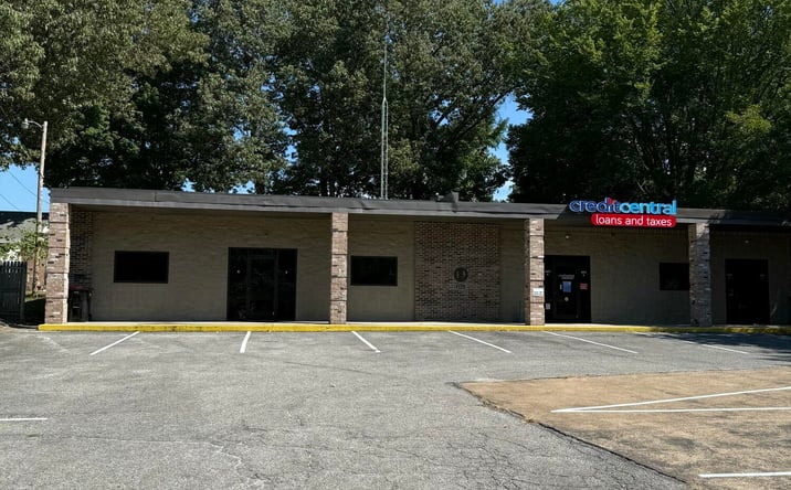 Pictures of Office, Retail property located at 2213 E Main Street, Humboldt, TN 38343 for lease - image #1
