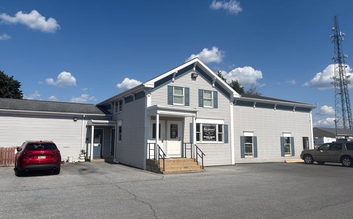 Pictures of Office property located at 38 Doe Run Rd, Manheim, PA 17545 for lease - image #1