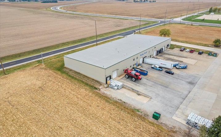 Pictures of Industrial property located at 6200 S 2nd St, Springfield, IL 62711 for lease - image #1