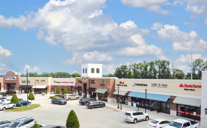 Pictures of Retail property located at 18300 -18400 Perkins Rd E, Baton Rouge, LA 70810 for lease - image #1