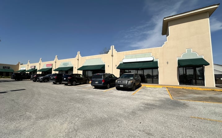 Pictures of Retail, Office property located at 7035 Bandera Rd, San Antonio, TX 78238 for lease - image #1