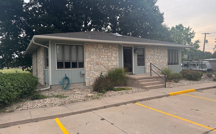 Pictures of Office property located at 1010 Lincoln Ave, Wamego, KS 66547 for lease - image #1