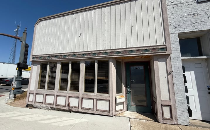 Pictures of Office, Retail property located at 105 S Water Street, Wilmington, IL 60481 for lease - image #1
