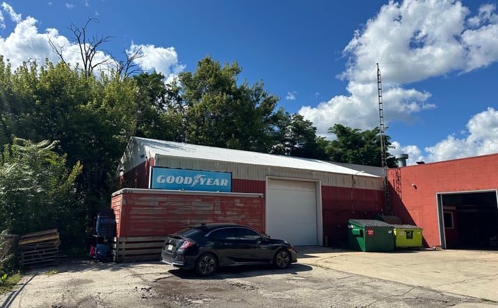 Pictures of Retail property located at S76 W17871 Janesville Rd, Muskego, WI 53150 for lease - image #1